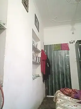 Snapshot of khushi_rawat chatting on February 12, 2026, 2:22 am khushi rawat online show from February 12, 2026, 2:22 am