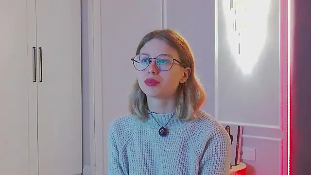 Snapshot of Ivy_Allen chatting on February 5, 2026, 4:36 pm Ivy Allen online show from February 5, 2026, 4:36 pm