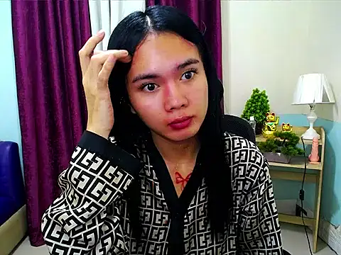 devine goddess online show from March 26, 2026, 6:39 pm