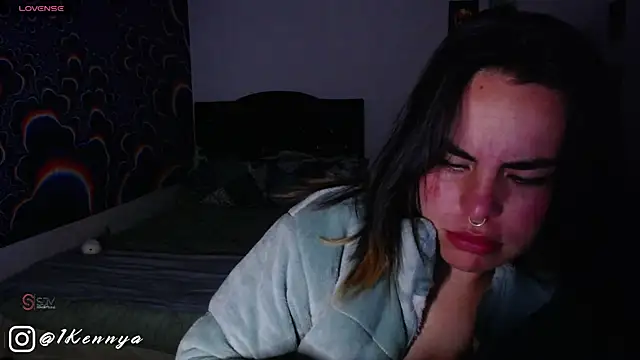 Snapshot of Kennya_Rodriguez chatting on February 1, 2025, 2:37 am Kennya Rodriguez online show from February 1, 2025, 2:37 am