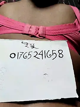 Romantic-Couple999 online show from April 4, 2026, 7:48 am