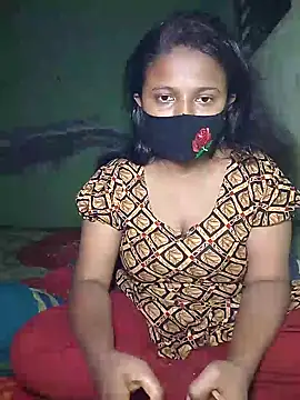 Romantic-Couple999 online show from February 1, 2026, 6:17 pm