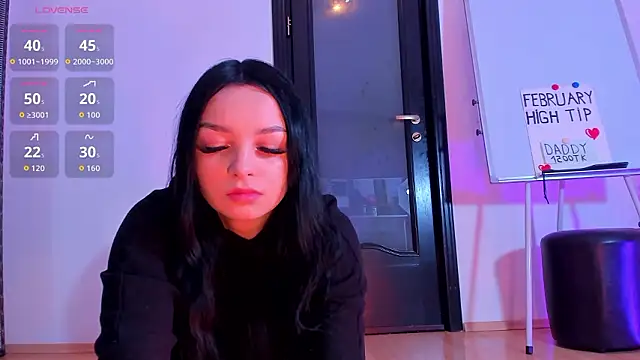 Peanaughty online show from February 25, 2026, 8:14 am