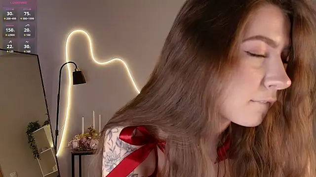 Snapshot of Courtney_C chatting on February 23, 2026, 5:09 am Courtney C online show from February 23, 2026, 5:09 am