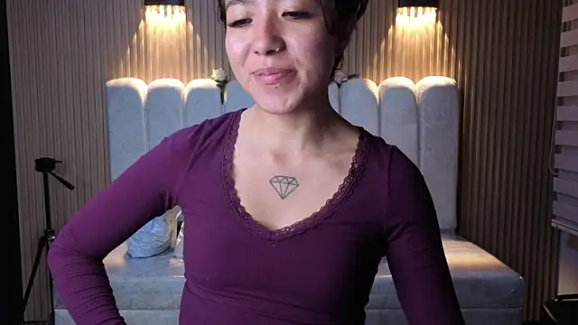 Lynn turner online show from June 13, 2026, 12:58 pm