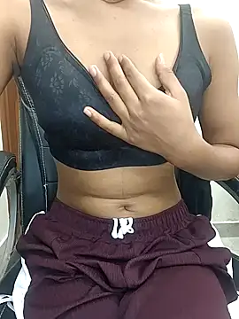 -Sapna001 online show from April 20, 2026, 7:48 pm