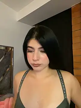  HannahFox  online show from April 2, 2026, 1:13 am