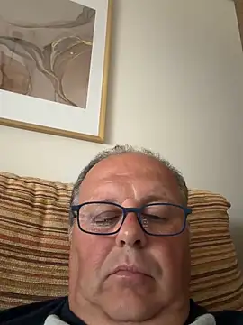 YachtCaptain10 online show from May 8, 2026, 6:56 pm