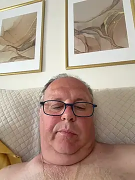 YachtCaptain10 online show from May 5, 2026, 4:32 pm