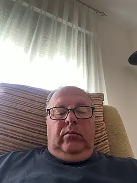 YachtCaptain10 online show from May 6, 2026, 10:30 am