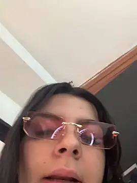 KarelyMitchel online show from April 13, 2026, 1:04 pm