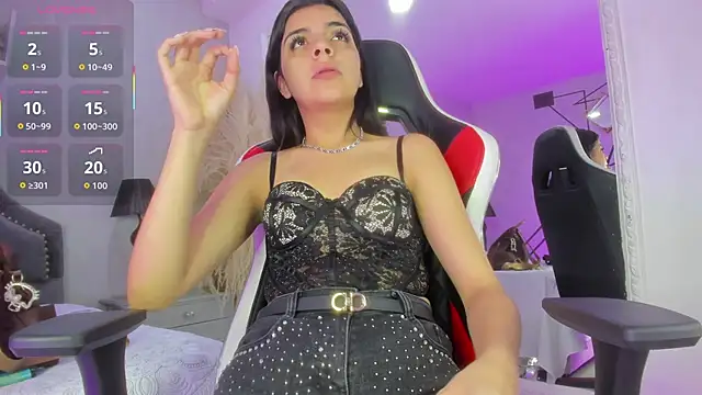 KarelyMitchel online show from April 7, 2026, 12:40 pm