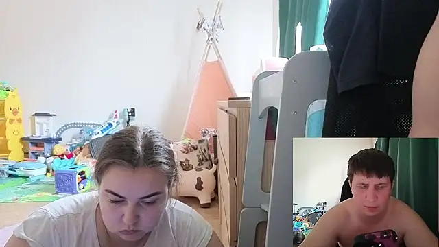 AlyaX X online show from April 10, 2026, 1:07 pm