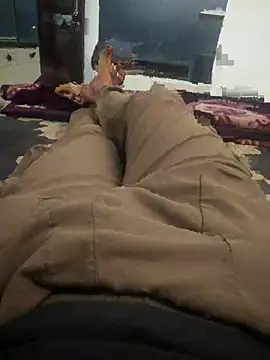 Snapshot of tonyxx000 chatting on February 8, 2026, 12:14 pm tonyxx000 online show from February 8, 2026, 12:14 pm