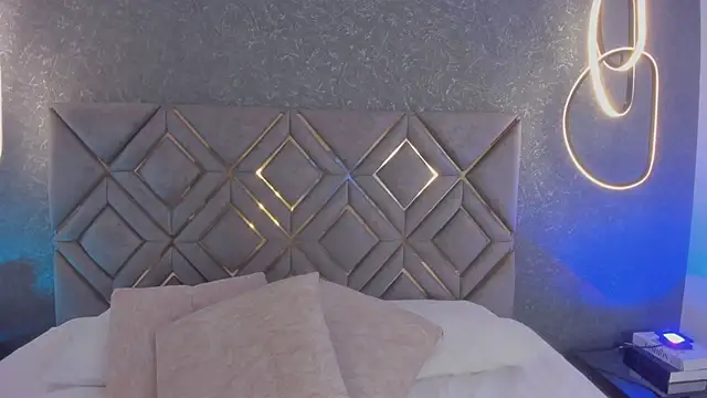 Snapshot of Bella-Swant chatting on February 2, 2026, 7:35 pm Bella-Swant online show from February 2, 2026, 7:35 pm