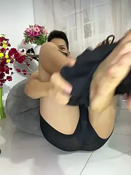 Rus-Me online show from May 13, 2026, 5:14 am