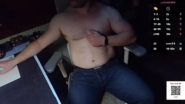 under the desk40 online show from June 4, 2026, 7:29 pm