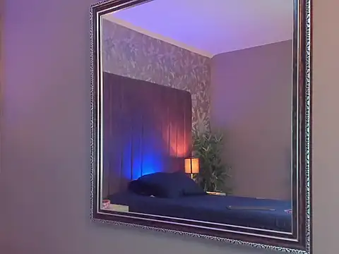 sophiegriffin online show from March 29, 2026, 2:19 pm