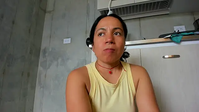 chiarafustox online show from March 24, 2026, 9:37 pm