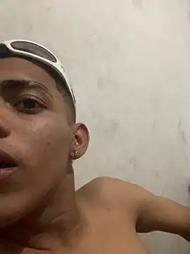 dominick fran online show from April 17, 2026, 7:55 am