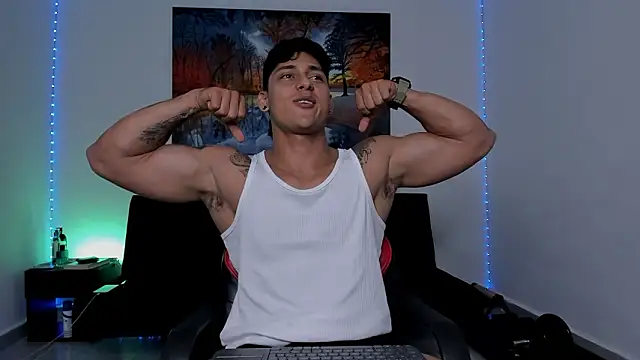 Snapshot of ryanwhite3 chatting on February 2, 2026, 10:42 pm ryanwhite3 online show from February 2, 2026, 10:42 pm