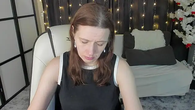 Kathrine Meyer online show from March 4, 2026, 1:02 am