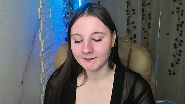 Snapshot of EvaxCharm chatting on February 23, 2026, 5:52 am EvaxCharm online show from February 23, 2026, 5:52 am