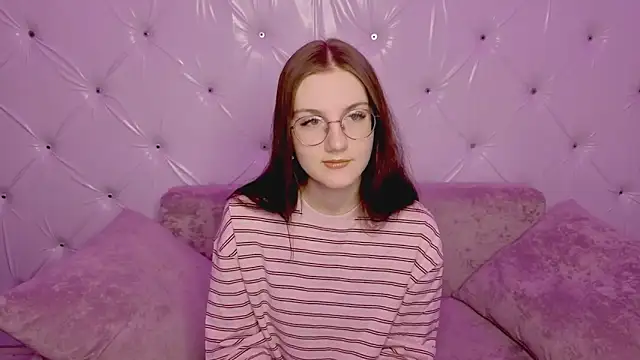 Snapshot of VixenLight chatting on February 23, 2026, 2:35 am VixenLight online show from February 23, 2026, 2:35 am