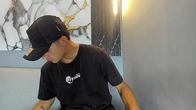 samuel wyatt online show from March 11, 2026, 12:21 pm