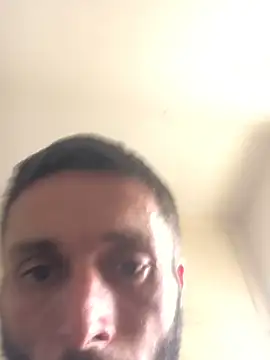 pezzerb7 online show from June 18, 2026, 6:13 pm