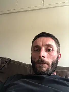 pezzerb7 online show from June 15, 2026, 2:28 pm