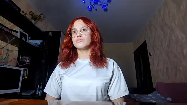 CalandraRolon online show from February 10, 2026, 5:56 pm