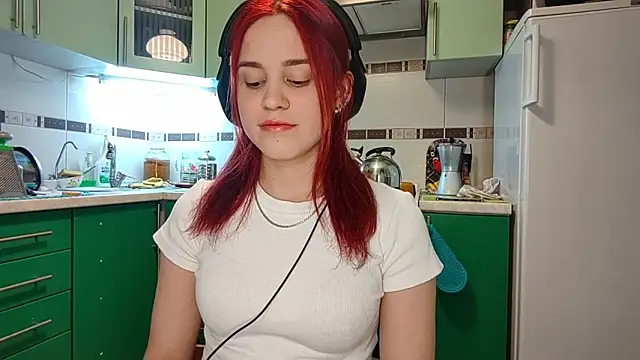 CalandraRolon online show from February 19, 2026, 5:43 pm