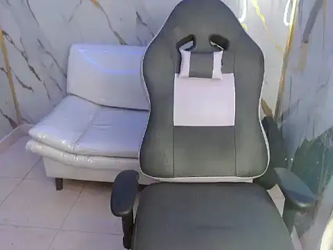 Snapshot of Andrea_girlx chatting on February 7, 2026, 3:42 pm Andrea girlx online show from February 7, 2026, 3:42 pm