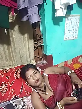 Snapshot of Your_deshibhabi25years chatting on July 12, 2026, 10:10 pm Your deshibhabi25years online show from July 12, 2026, 10:10 pm