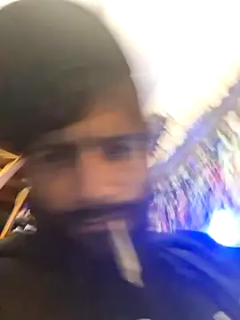 Snapshot of TrndSettr chatting on February 14, 2026, 8:47 am TrndSettr online show from February 14, 2026, 8:47 am