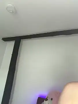 Zoey  08 online show from March 31, 2026, 11:01 am