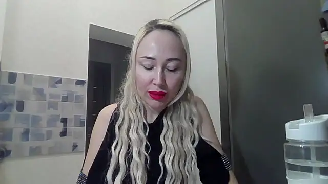 NanaGold2992 online show from March 2, 2026, 3:29 am