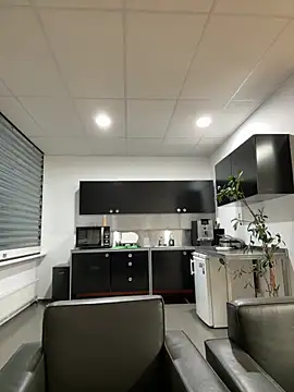 BigCatXLOfficial online show from April 3, 2026, 6:58 pm