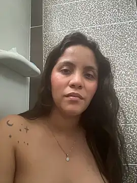 Snapshot of paulina_ponce chatting on February 19, 2026, 10:18 pm paulina ponce online show from February 19, 2026, 10:18 pm