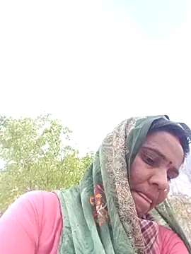 Snapshot of Muskan44s chatting on May 23, 2026, 1:10 pm Muskan44s online show from May 23, 2026, 1:10 pm