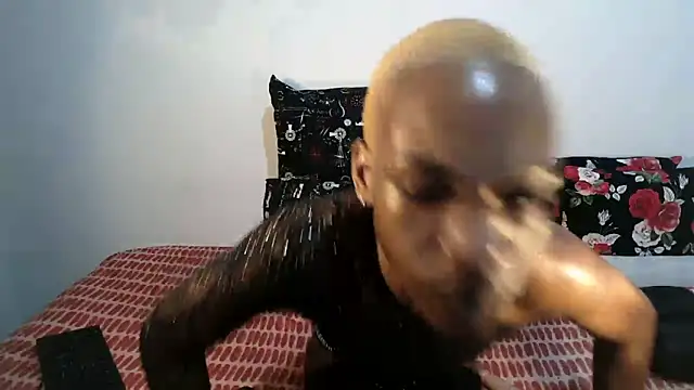 Riaanxxx online show from April 9, 2026, 7:31 pm