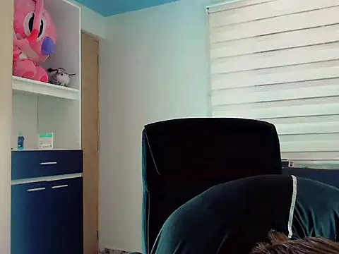 duvisex19 online show from March 28, 2026, 2:12 am