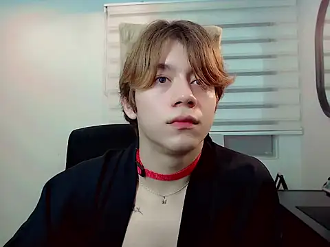 duvisex19 online show from February 24, 2026, 10:32 pm