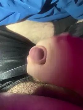 mmmdaddy69666 online show from February 13, 2026, 2:33 am