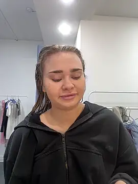 Snapshot of MonicaWestt chatting on February 15, 2026, 6:47 am MonicaWestt online show from February 15, 2026, 6:47 am