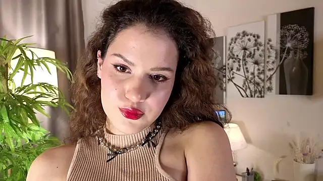 Snapshot of Lili_Torin chatting on February 14, 2026, 1:33 pm Lili Torin online show from February 14, 2026, 1:33 pm