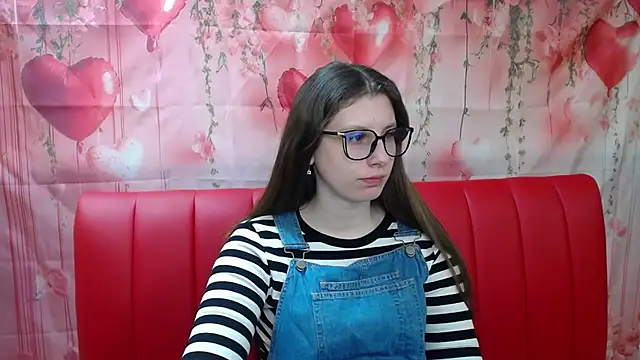 LilianaShine online show from March 24, 2026, 6:13 am