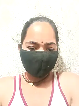 Sunali Bendre online show from April 2, 2026, 4:08 am