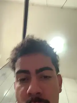 menoquarenta online show from April 17, 2026, 2:53 pm